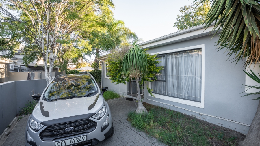 To Let 3 Bedroom Property for Rent in Paarl Central East Western Cape